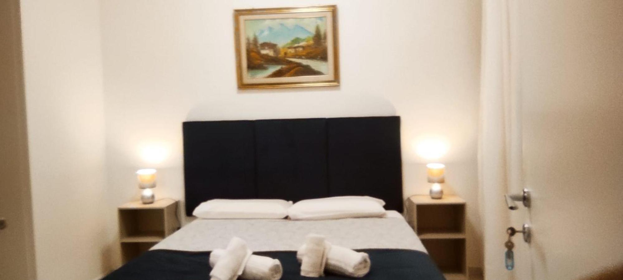 Stazione Telese 41 Bed & Breakfast Rome Bagian luar foto