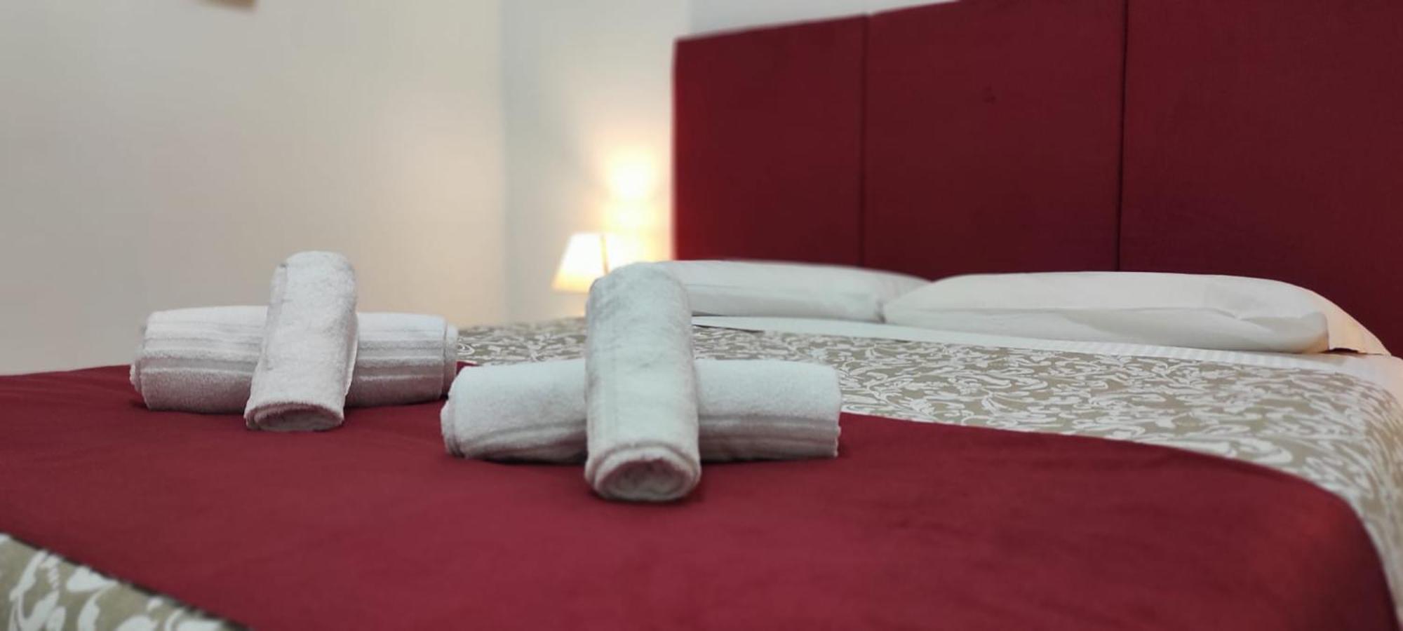 Stazione Telese 41 Bed & Breakfast Rome Bagian luar foto